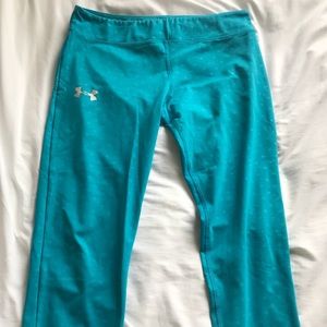 underarmour teal leggings with faint polkadots NEW